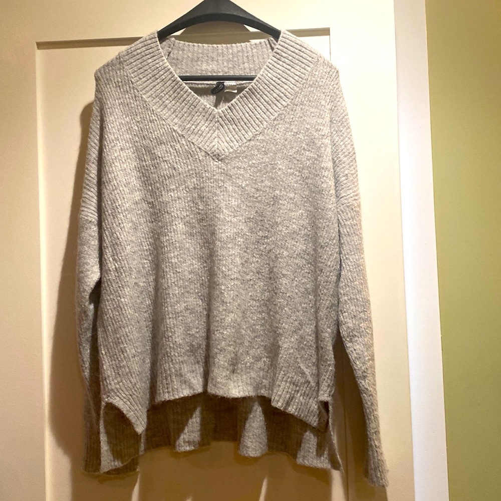 Divided sweater size Small (oversize)